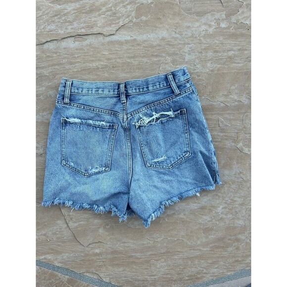 Women's The Lifestyledco Jean Shorts Cut Off Hem Size Small BF - Picture 3 of 3